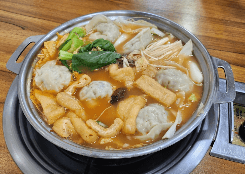 생방송투데이 황해도식 만두전골 종로 맛집