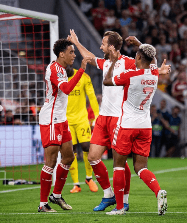 뮌헨 맨유 김민재 활약