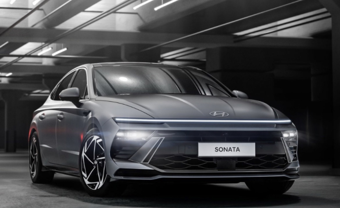 2024-쏘나타-일자형-주간주행등