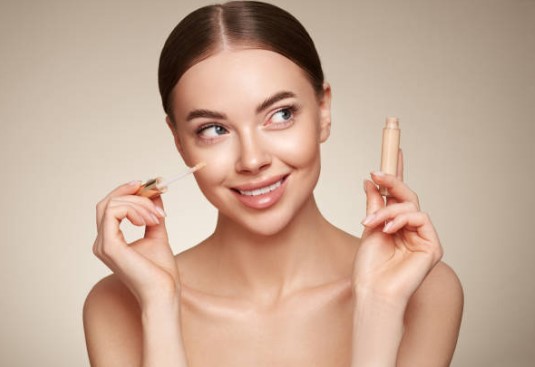 컨실러로 메이크업 완성도 높이는 방법