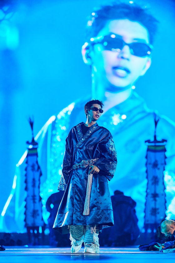 임영웅은 2026년 전국투어 &lsquo;IM HERO TOUR 2025&ndash;2026&rsquo; 대전, 서울, 부산 콘서트 정보