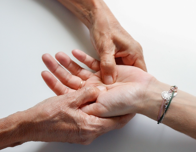 수족냉증 치료법과 수족냉증에 좋은 음식