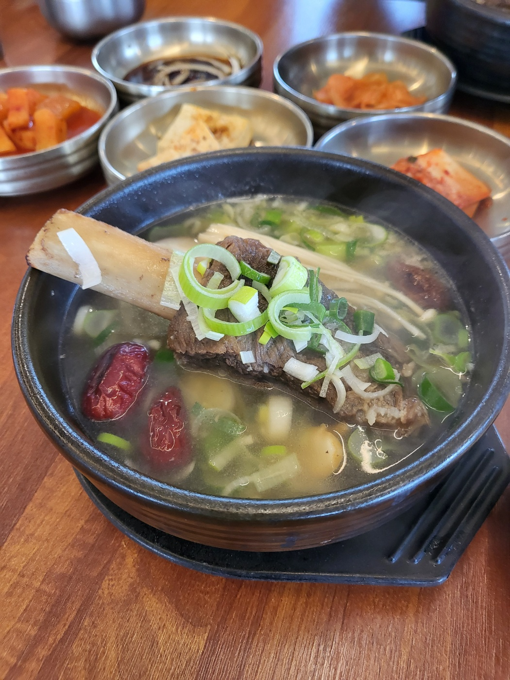 세종호수공원 맛집 남가옥: 육전이 올라간 진주냉면과 든든한 갈비탕, 아이와 가기 좋은 식당 추천