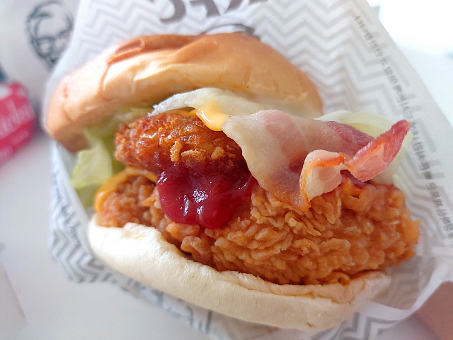 해시브라운 치킨버거