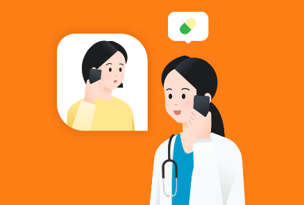 비대면진료를 이용하고 있는 환자와 의사가 통화하고 있는 그림