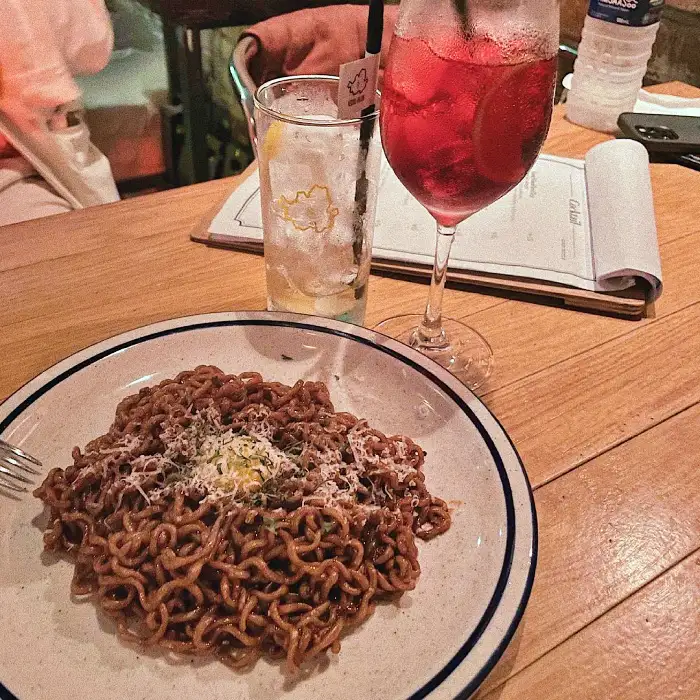 전참시 전지적 참견시점 강남 압구정 로데오 디제잉 위스키 와인 바 그라나파다노 트러플 짜파게티 맛집