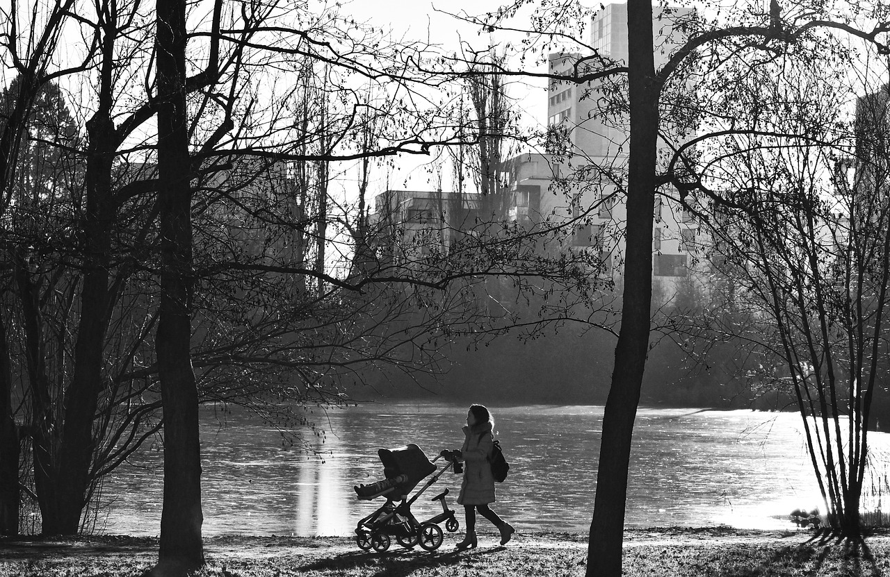 싱글맘을 위한 경제적 생존 전략: 최소한의 비용으로 아이와 함께하는 생활