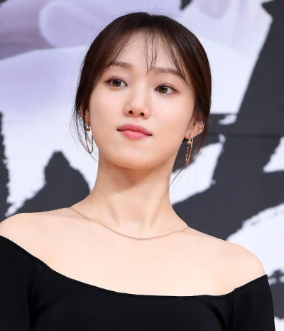 이성경