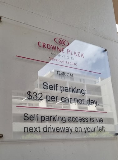 테리걸 호텔 크라운 플라자