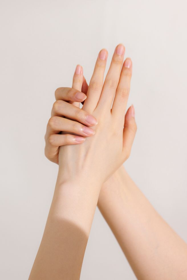 손등에 힘줄이 튀어나오는 이유