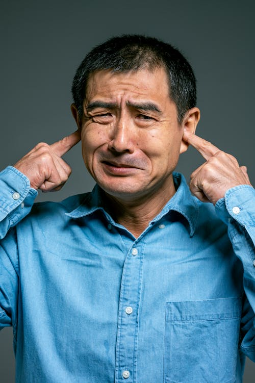 중이염 원인·증상·치료 - 귀 통증부터 청력 저하까지