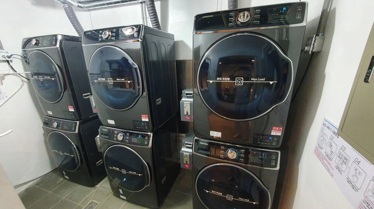 호스텔 코인세탁실 코인건조기 코인세탁기