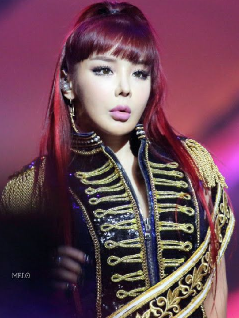 2026년 박봄 최근 근황 사진
