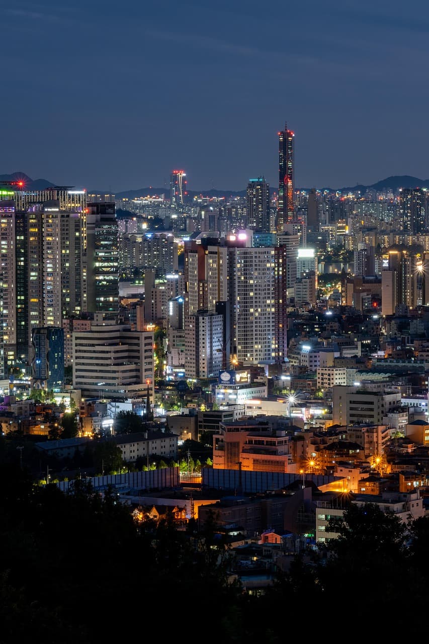 도시의 ‘숨은 경계 공간’을 활용한 초소규모 재생 전략