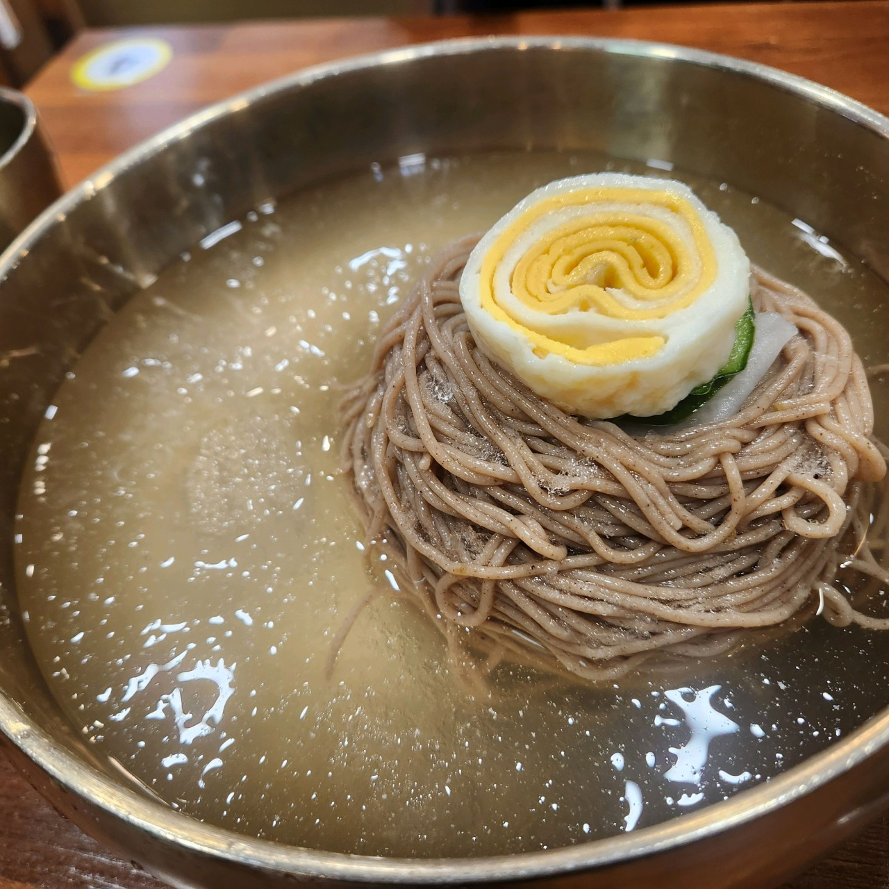 뱅뱅막국수