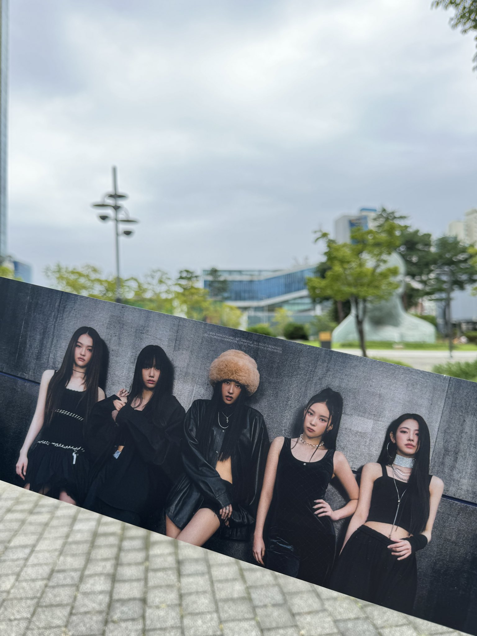 걸그룹 MEOVV