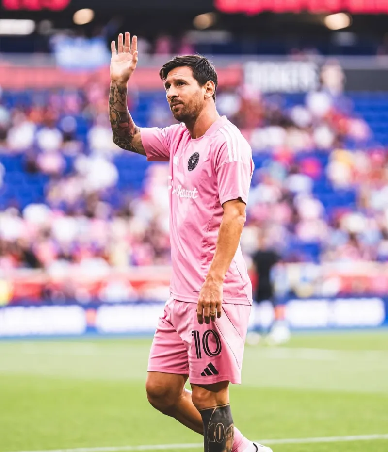 손흥민 메시, 손흥민 MLS, 손흥민 메시 비교, 손흥민 LAFC, 손흥민 홈 데뷔전, 손흥민 프리킥 골, 메시 MLS 이적, 손흥민 이적료, 돈 가버 손흥민, LAFC 손흥민 효과, MLS 시즌 패스 할인, 애플TV MLS 중계, LA 한인타운 손흥민, 손흥민 유니폼, 손흥민 메시 연봉 비교, 손흥민 메시 이적료 비교분석