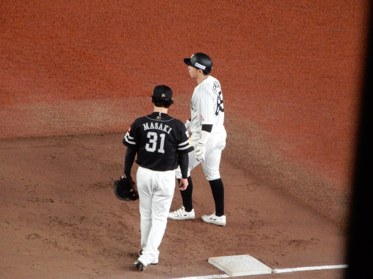 일본시리즈 MVP 마사키 도모야, 소프트뱅크 등번호 31 1루 수비