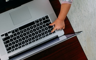 The Essence of Mindful Parenting: Being Present in Every Moment