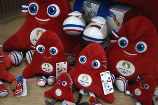 파리올림픽-마스코트-프리주