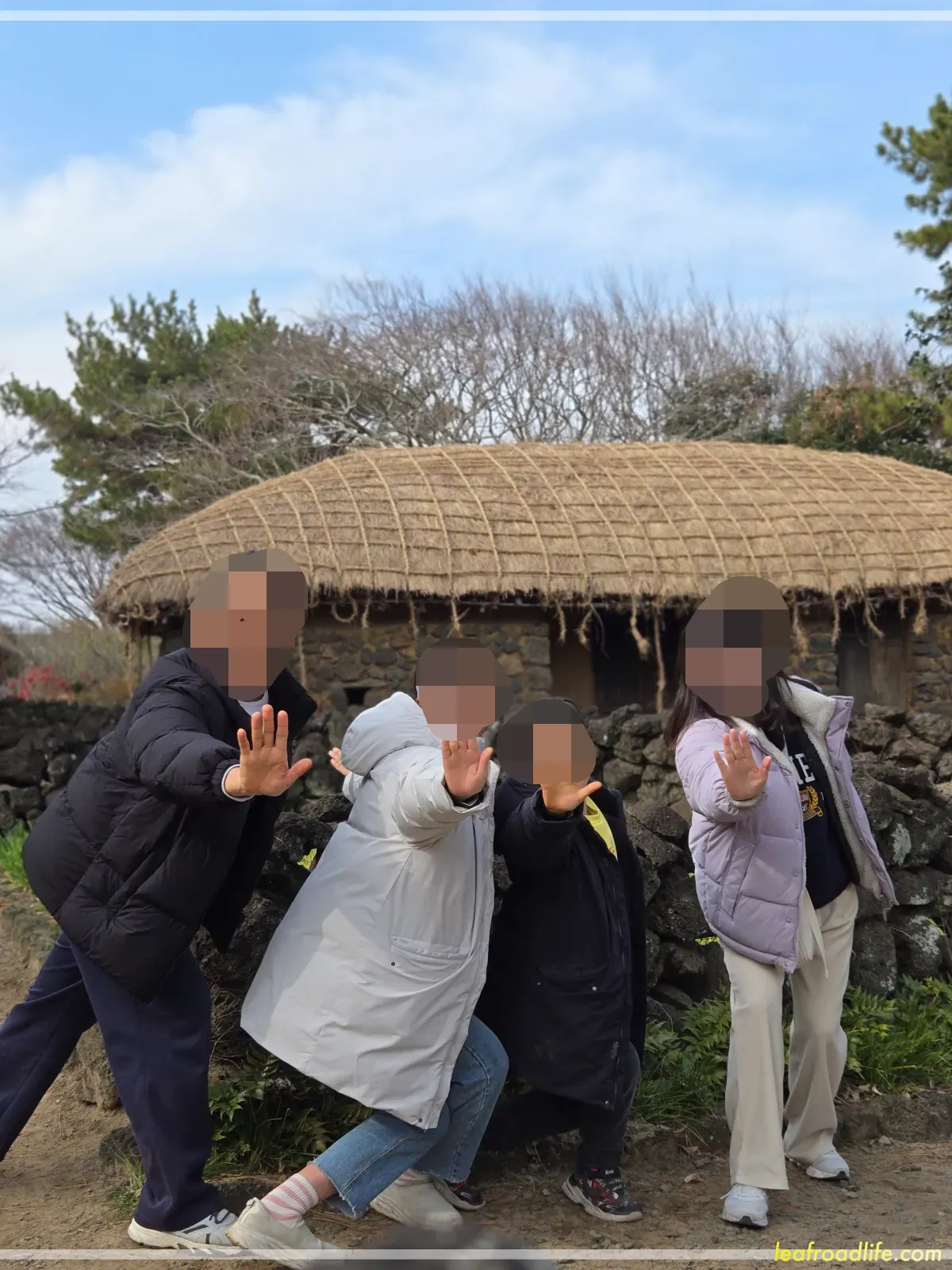 제주도-여행-제주민속촌-가족사진