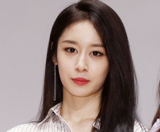 티아라 지연