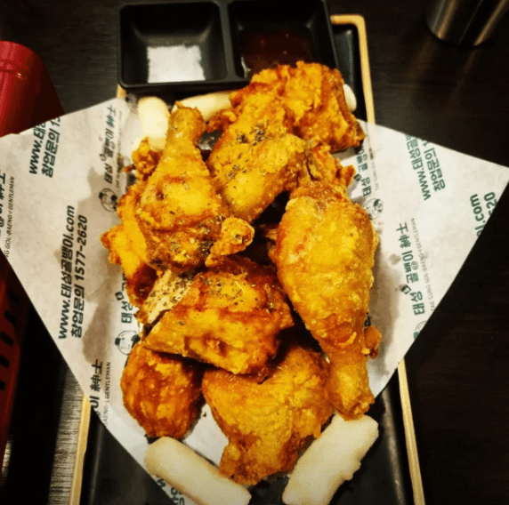 인천 치킨 맛집 &quot;태성골뱅이신사 청라점&quot; 음식 사진