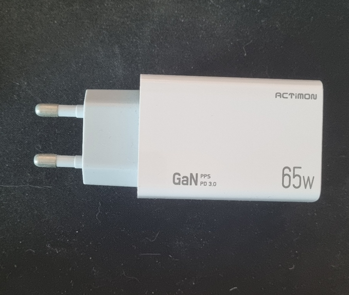 액티몬(ACTiMON) GaN PD 65W 충전기