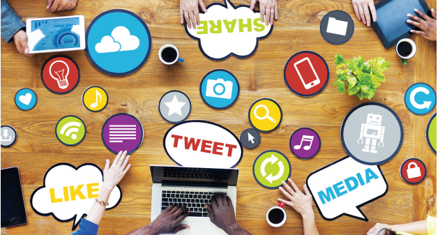 광고 및 홍보전문가-하는일-업무환경-되는법-학과-전망