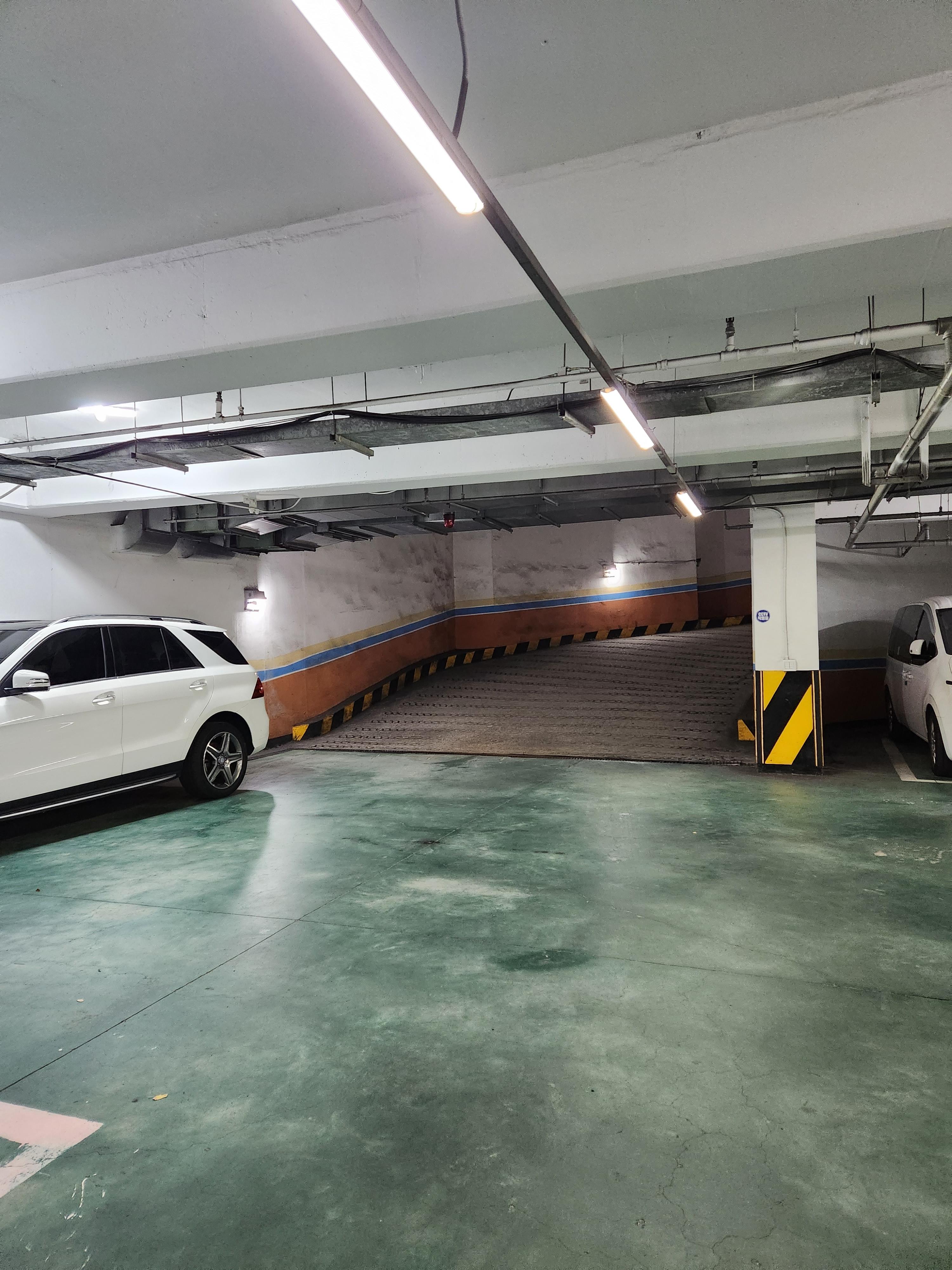 명륜진사갈비 월곡점 주차