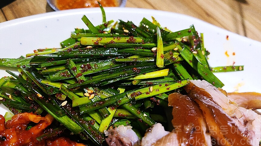 족이맛있는-사또족발-오리지널-족발