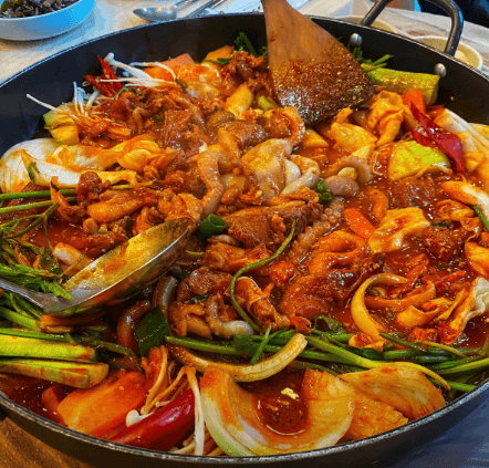 생방송투데이 오리주물럭 오리탕 전복낙지 목포 맛집