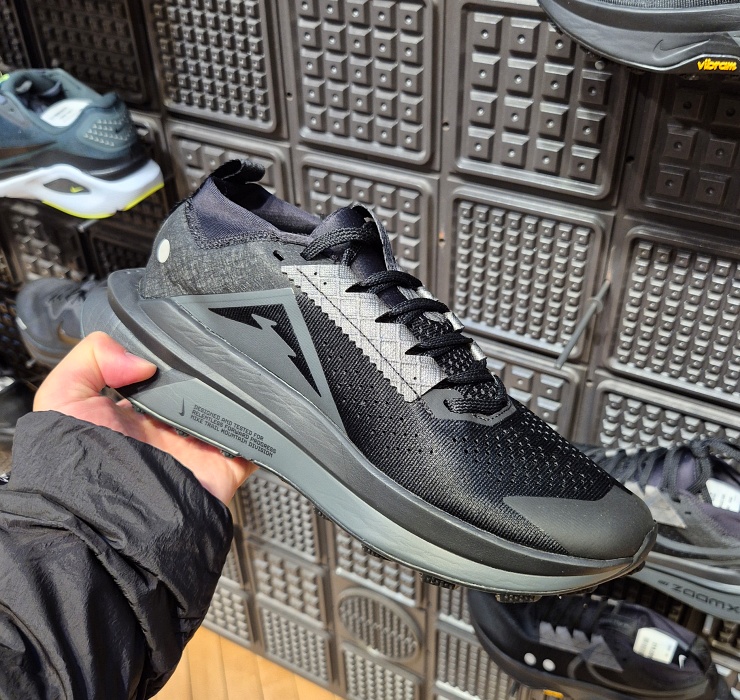 험난한 지형 트레일화 제가마 2 트레일 입문