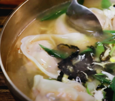 김치만두 전골