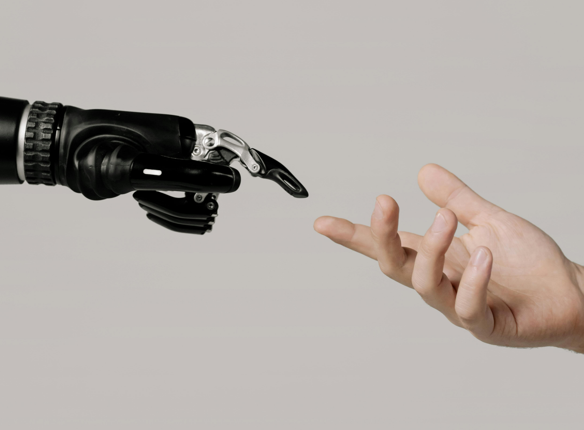 감정을 이해하는 로봇, 인간의 새로운 친구가 될 수 있을까?