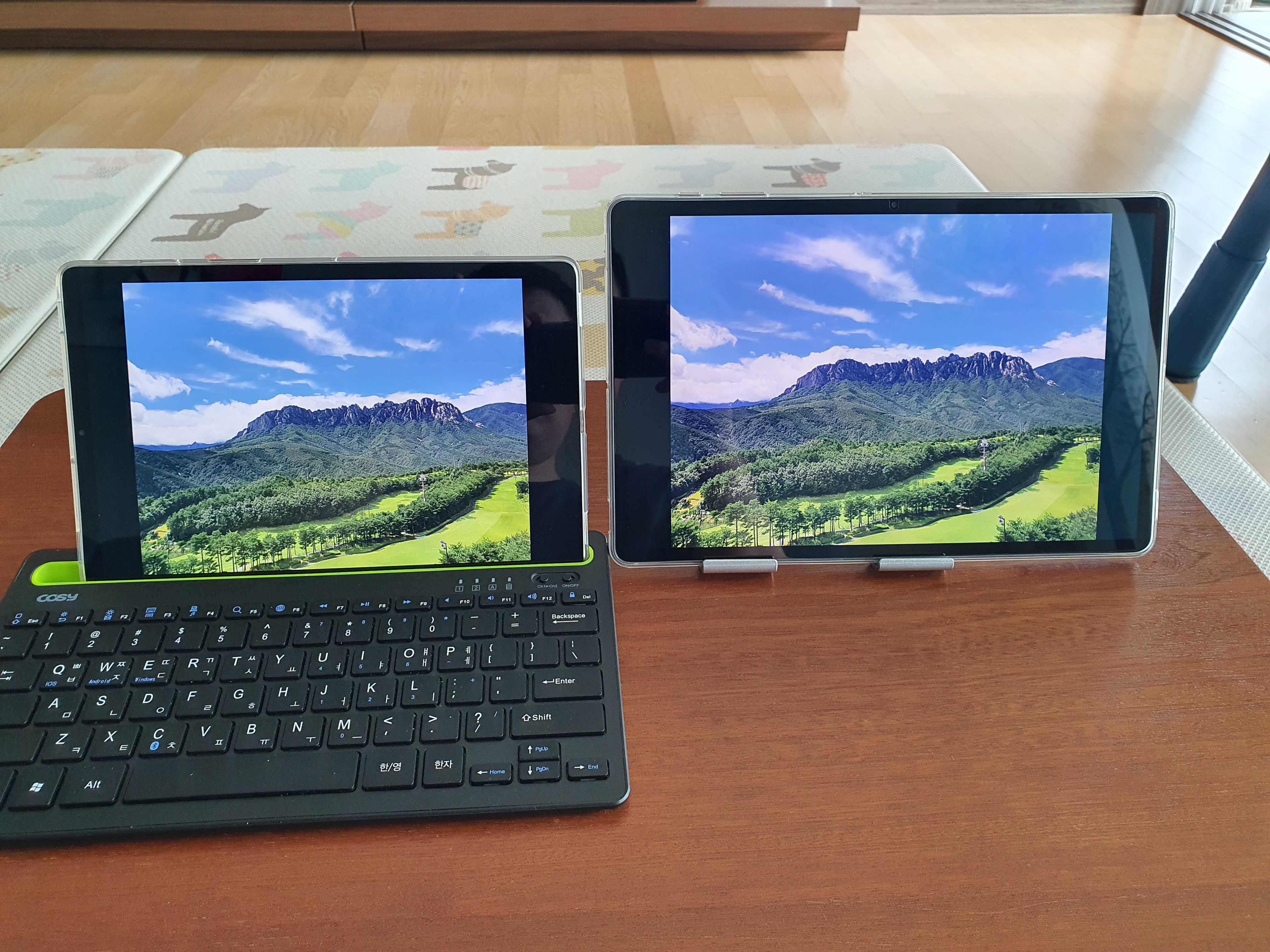 좌) 갤탭 S5e, 우) 갤탭S7+ 울산바위 사진 비교