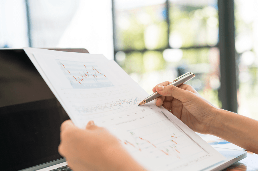 감정금 계좌 감정 소비 흐름을 분석하는 구조 이미지