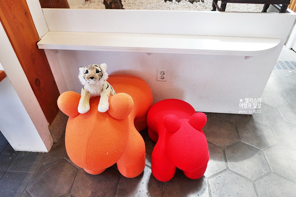 경주 황리단길 카페, 설월에서 즐기는 딸기케이크와 제주금귤에이드