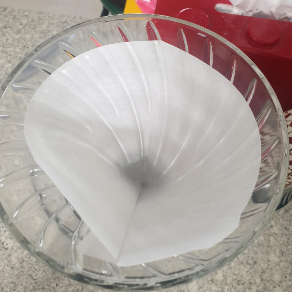 하리오 스위치를 이용한 커피 추출 레시피: feat. 테츠 카츠야_하리오 스위치 360에 하리오 V60 02 사이즈 필터 장착