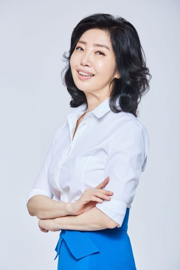 여에스더 프로필