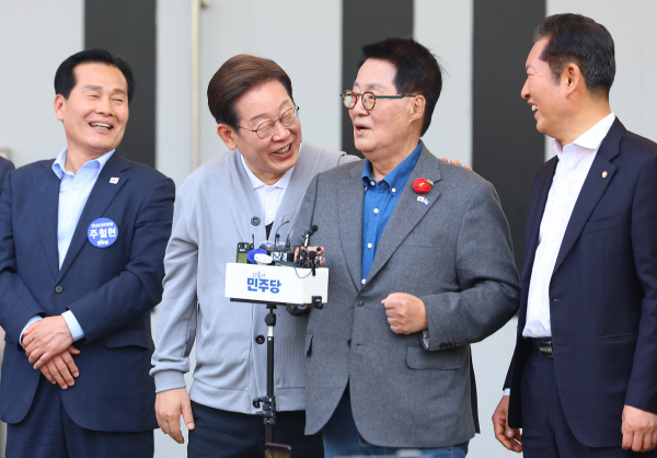 이재명 지원유세중인 박지원 의원