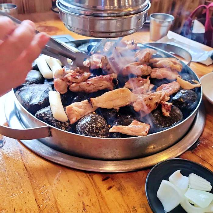 생생정보마당 가평 청평 조약돌 숯불 닭갈비 맛집