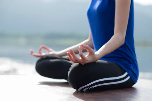 명상하는 자세 사진