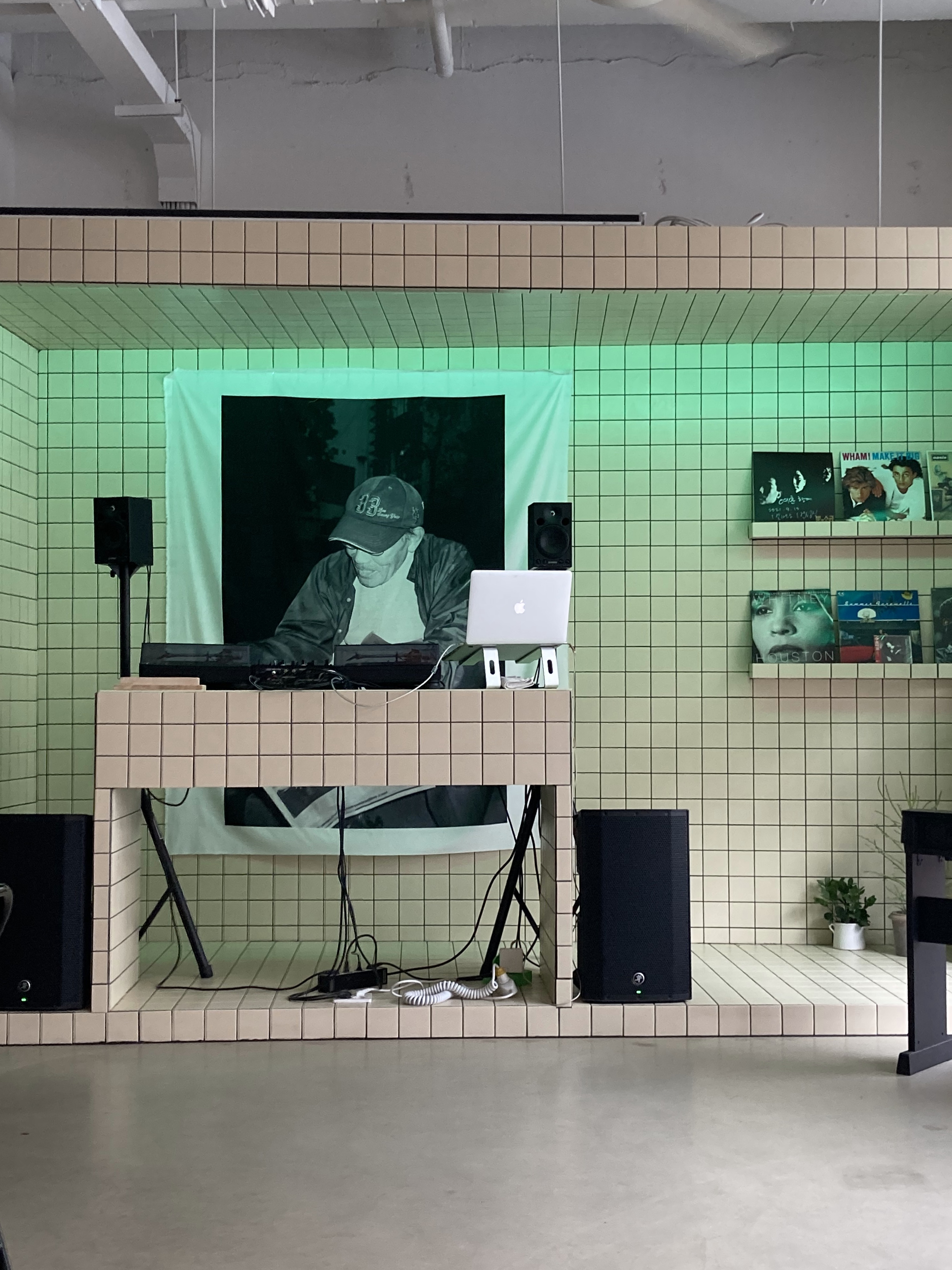 빛과소금-내부인테리어