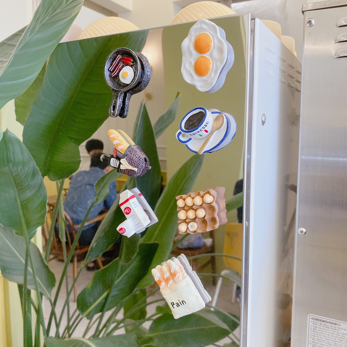 라룬드파리(la lune de paris)카페 경기 화성 동탄 반송동 센트럴파크 주차 베이커리 르꼬르동블루 파티시에 케이크 샌드위치 까눌레