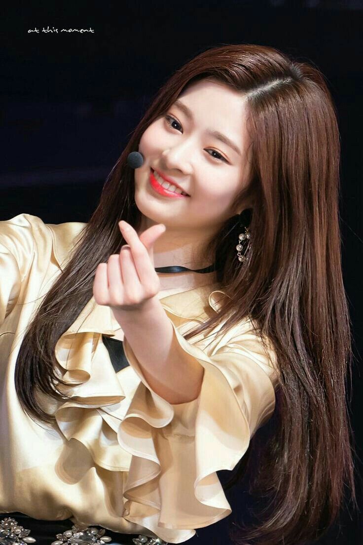 아이즈원 김민주 최애사진