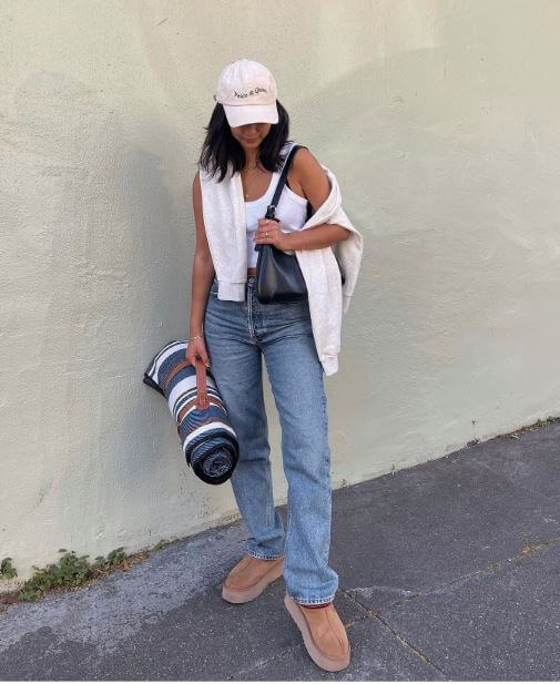 어그 타즈 슬리퍼 착용