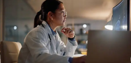 임상시험 중간 분석을 위한 베이지안 적응 설계(Adaptive Design) 접근법