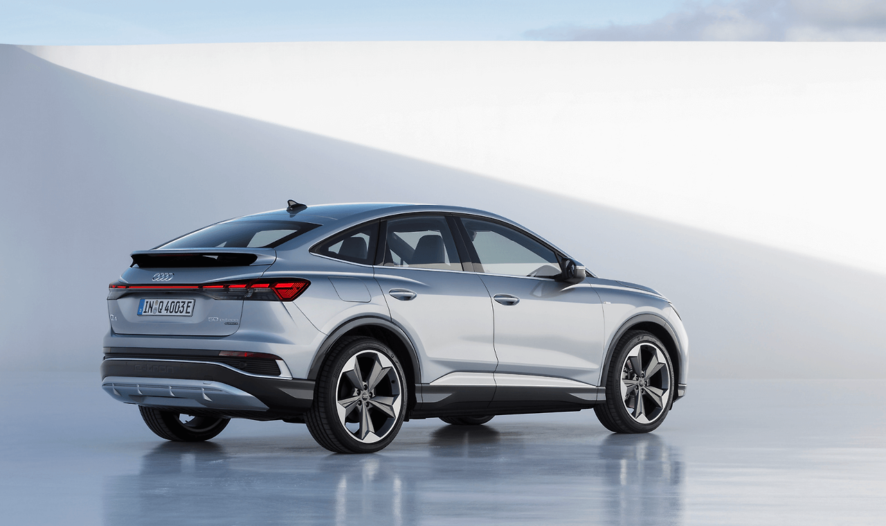 아우디 e-트론