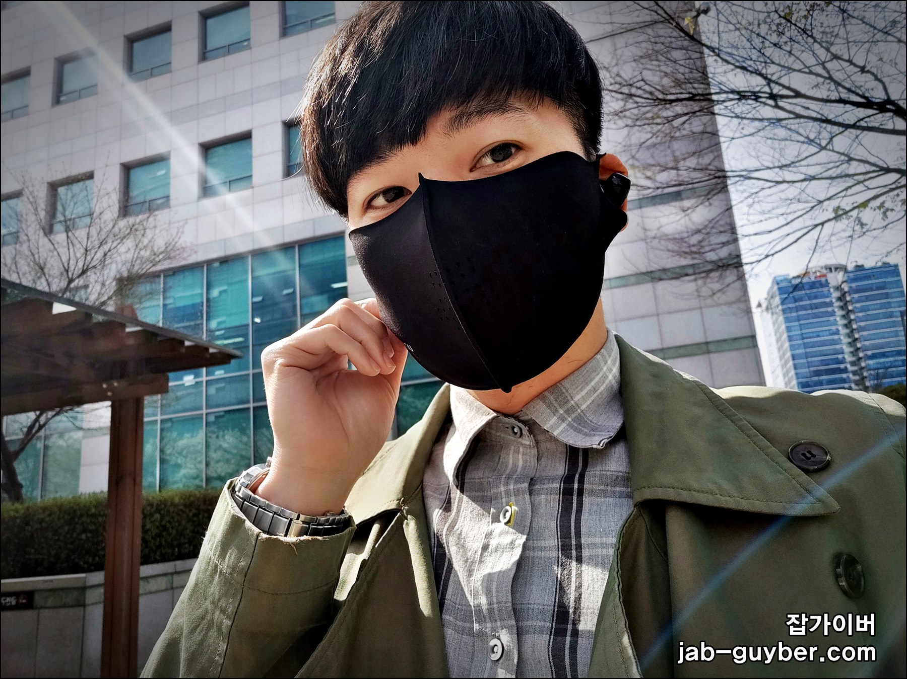 일상생활에서 착용한 유투스포츠 UV 차단 마스크 디자인